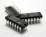 Chips IC (sin switches Dallas) — Procesadores y chips. Chips IC negros estándar con al menos 8 patas.