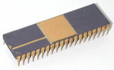 IC cerámico con tapa de oro SIN patas — Procesadores y chips. Chip IC con tapa de oro sin patas (debe ser cerámico, no plástico).