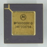 CPU Motorola con tapa de oro — Procesadores y chips. CPU Motorola con tapa de oro (arriba o abajo).
